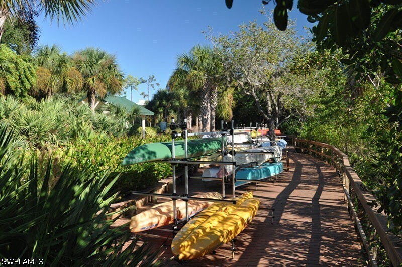 Foto del edificio - 4875 Pelican Colony Blvd