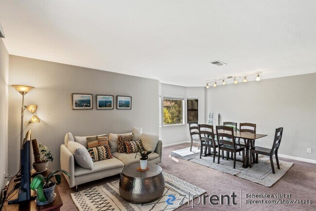 Building Photo - 604 San Conrado Terrace