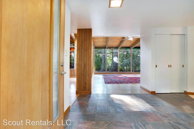 Building Photo - 4 br, 2 bath House - 13640 NW Laidlaw Rd