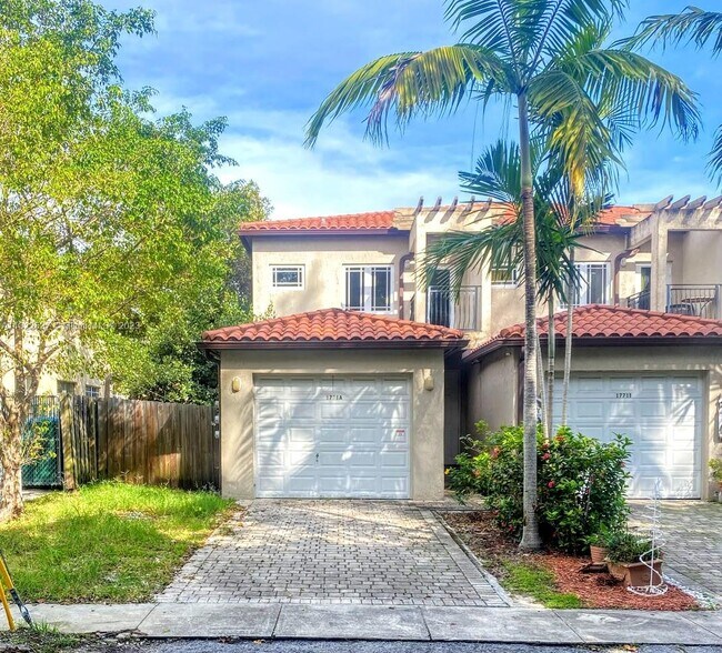 Building Photo - 1771  Venice Ln  A North Miami Fl 33181