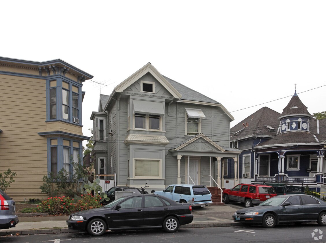 Foto del edificio - 30 S 8th St