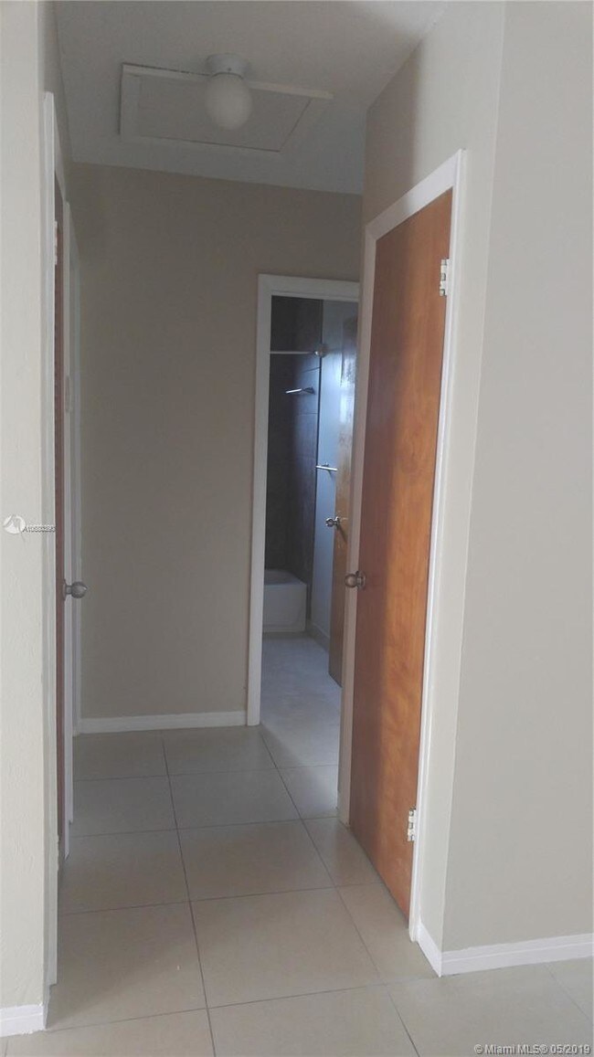 Foto del edificio - 2620 SW 51st St