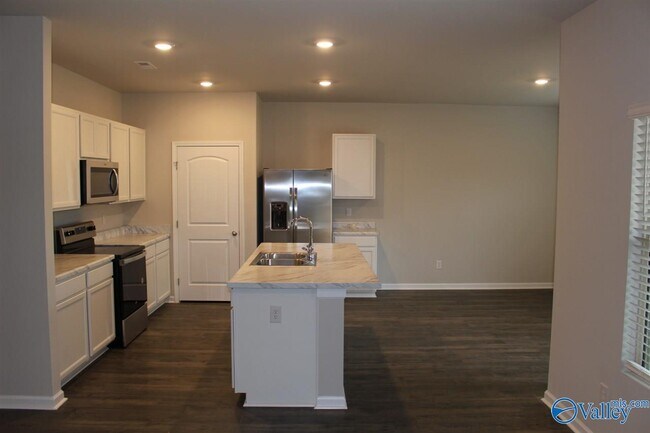 Building Photo - 13064 Belman Ln