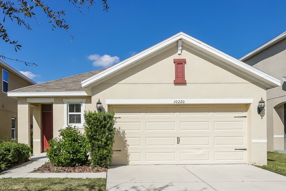 Foto principal - 10220 Mangrove Well Rd