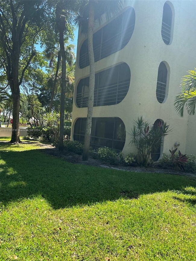 Foto del edificio - 6328 Longboat Ln W