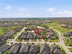 Building Photo - 22515 Bassett Hollow Ln