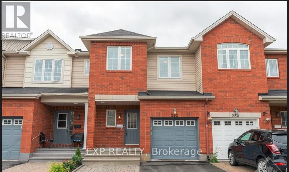 Photo principale - 282 Macoun Cir