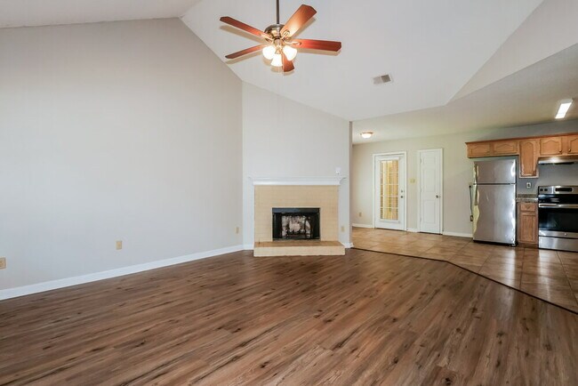 Foto del edificio - 7084 Lindsey Leaf Cove