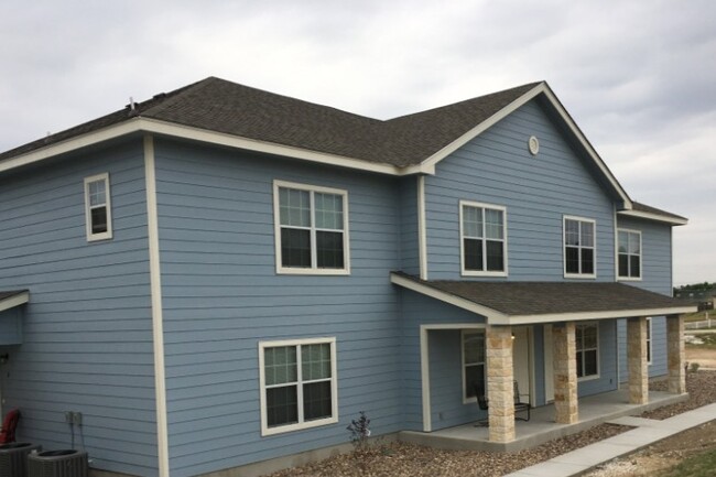 Building Photo - 2306 Sailing Way