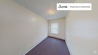 Building Photo - Private bedroom in 3 bed/1 bath Home