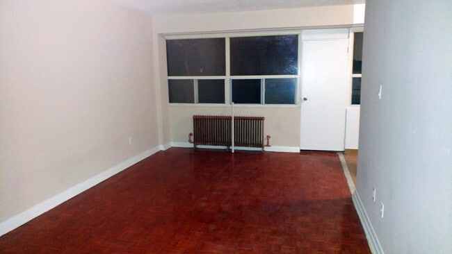 Building Photo - 2500 Keele St