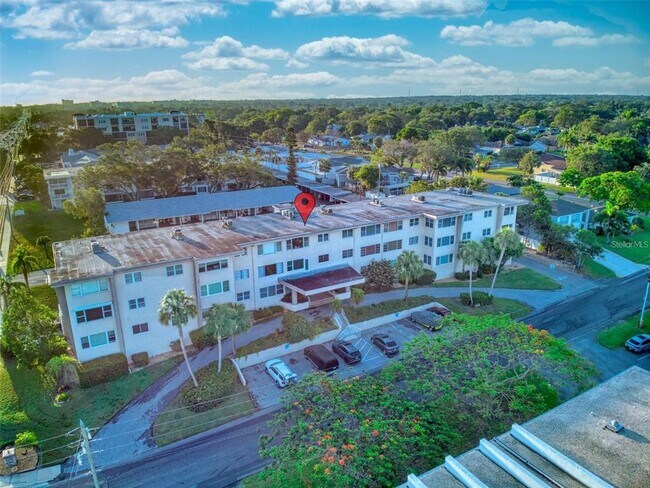 Foto del edificio - 55 Harbor View Ln
