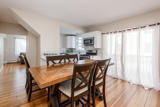 Foto del edificio - 24 Chaplin St