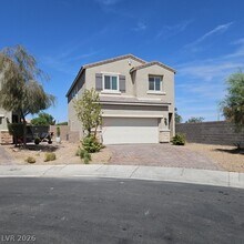 Building Photo - 1002 Solemn Cactus Ave
