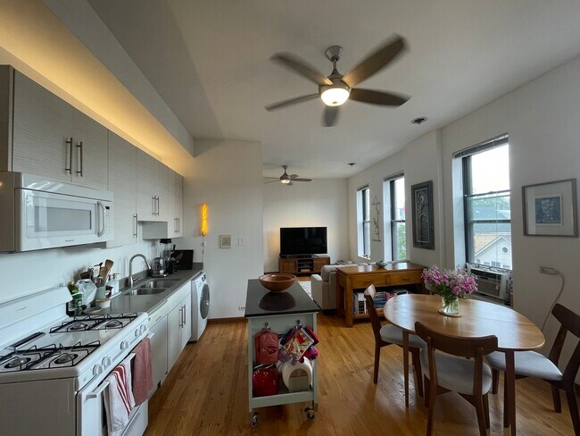 Foto del edificio - 1237 N Noble St