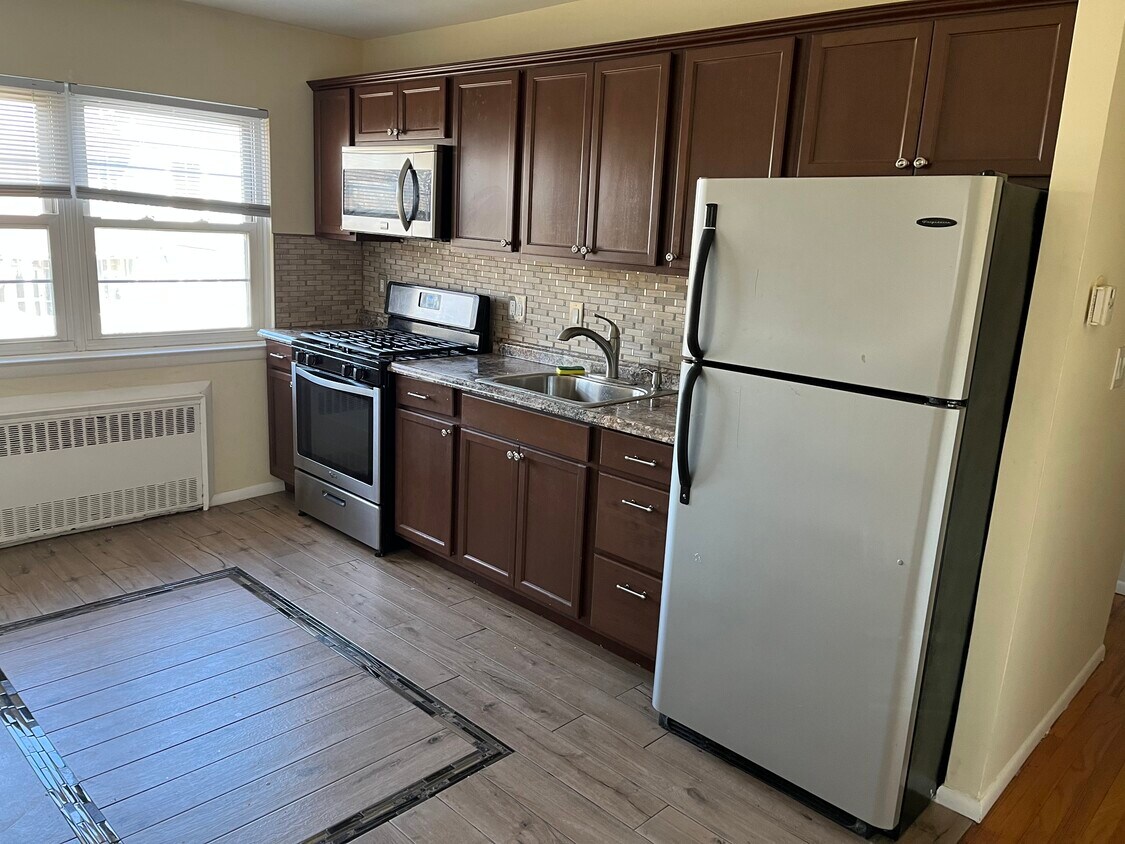 Stainless steel appliances - 153 Clinton Ave