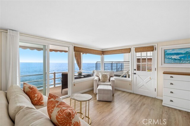 Foto del edificio - 1139 Gaviota Dr