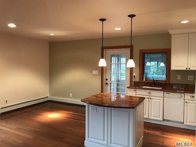Building Photo - 42 Charm City Dr