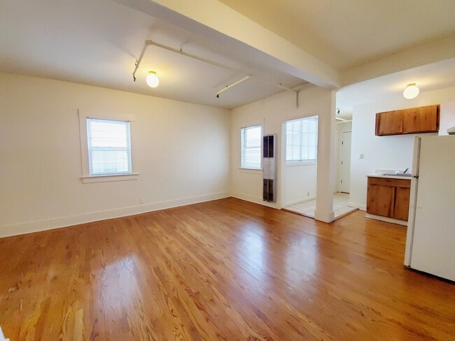 Building Photo - 106 Parnassus Ave