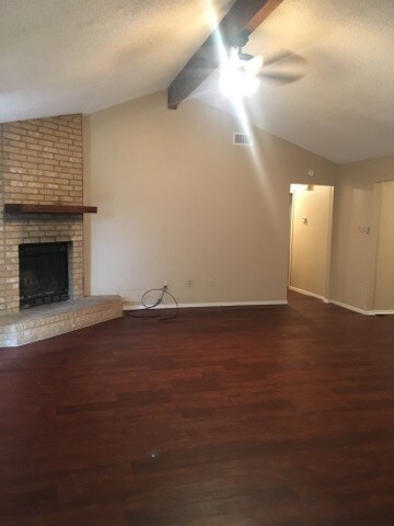 Building Photo - 329 Applewood Ln