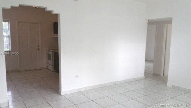 Building Photo - Overbrook Shores 3BR/2BA home...