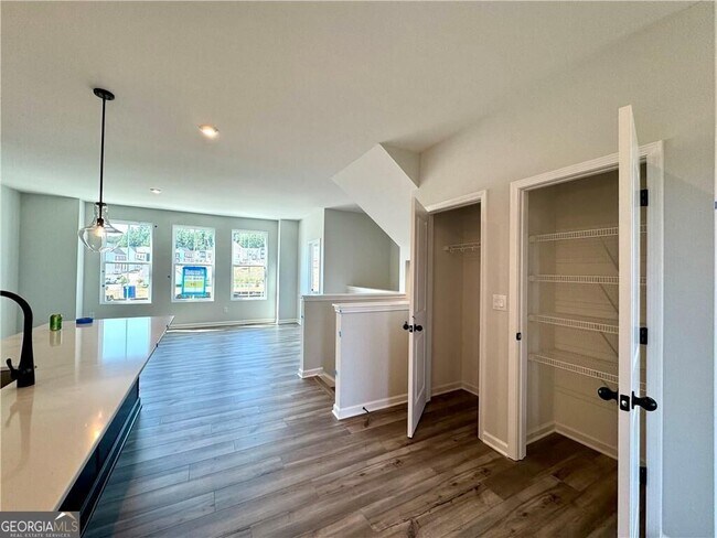 Foto del edificio - 1409 Creekside Cir NW