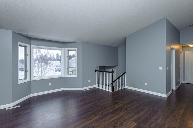 Building Photo - 4954 Gem Ln NW