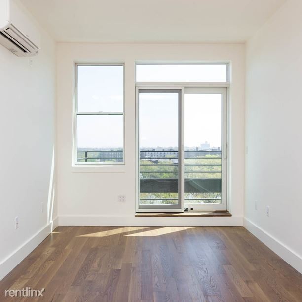 Foto del edificio - 581 Ocean Pkwy