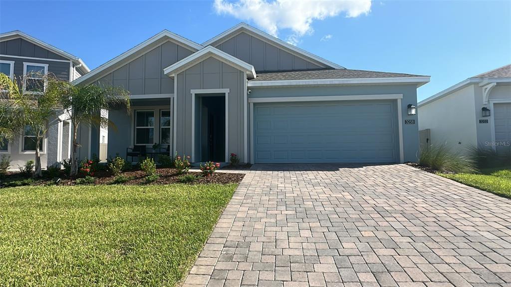 Foto principal - 3258 Armstrong Ave