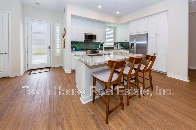 Foto del edificio - 27466 Mercantile Ct