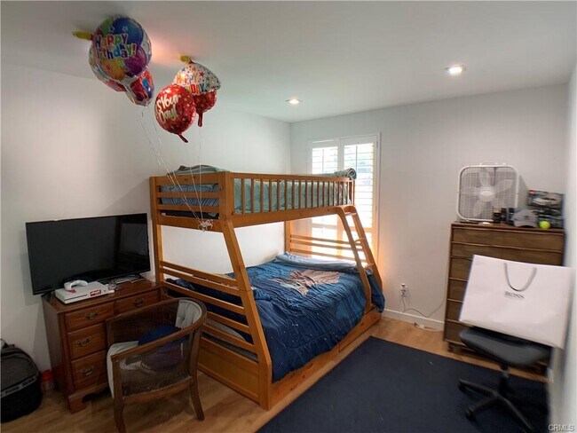 Foto del edificio - 6422 Ellenview Ave
