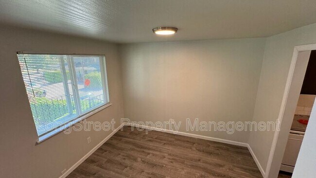 Foto del edificio - 329 SW 10th St