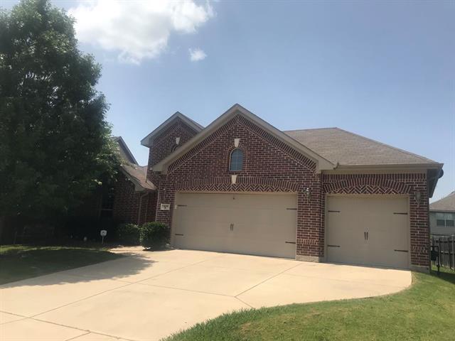 Building Photo - 1405 Nightingale Dr