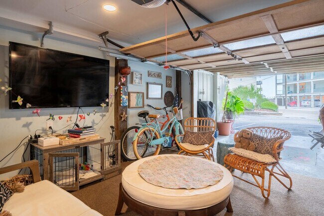 Photo - The Breakers Paradise @ 1801 Canal Dr #D2 Apartment
