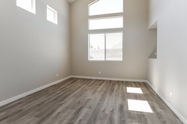 Building Photo - 3667 Saddle Creek Ct
