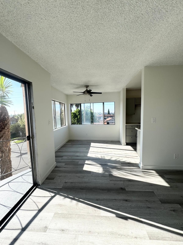 Building Photo - 1551 S Sherbourne Dr