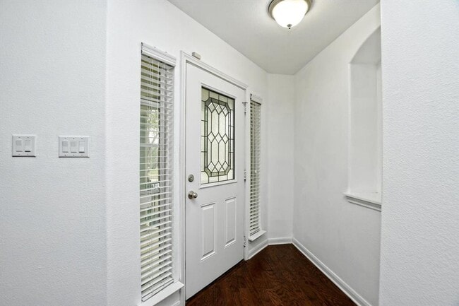 Building Photo - 1508 Rices Crossing Ln