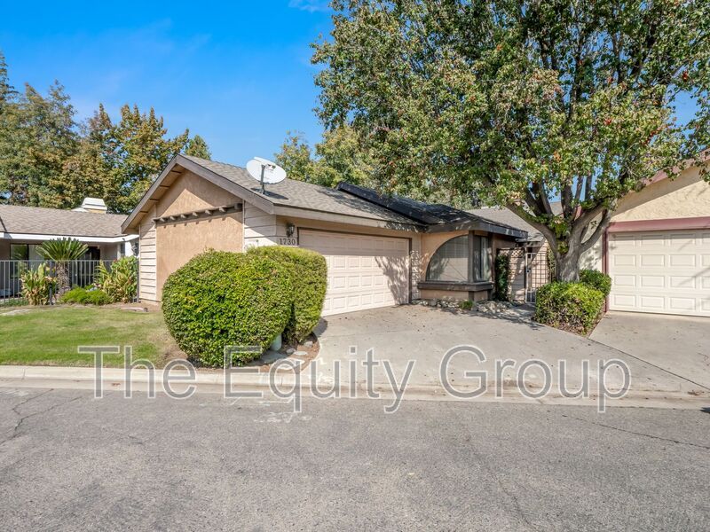 Foto principal - 1730 E Babcock Ave