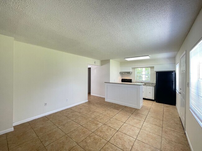 Foto del edificio - Move-In Special! One Bedroom, One Bath Apartment - Priced to Rent!