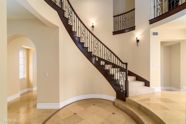 Building Photo - 6 br, 6 bath House - 29462 Malibu View Ct