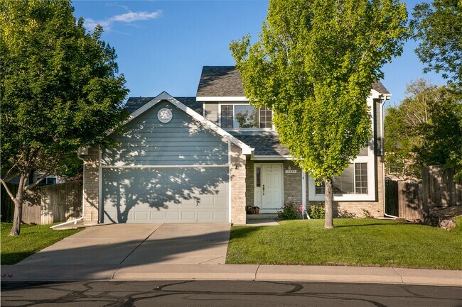 Building Photo - Spacious and Serene Home with Ideal Locati...