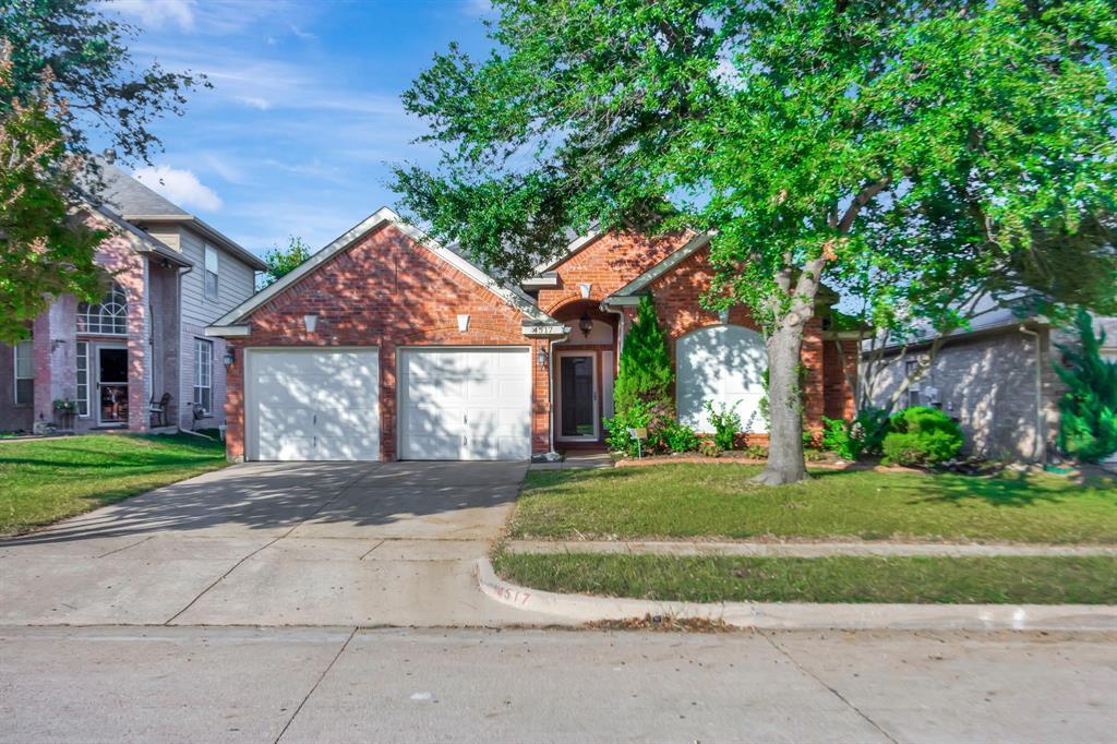 Primary Photo - 4517 Mustang Dr