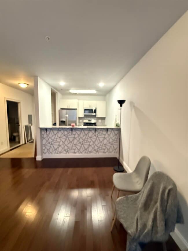 Foto del edificio - 90 Clinton Ave