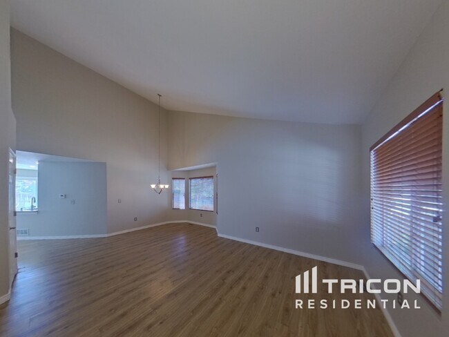 Foto del edificio - 4718 S Ireland Ct
