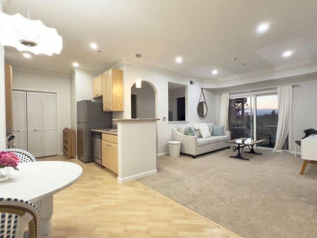 Foto del edificio - 801 S Winchester Blvd