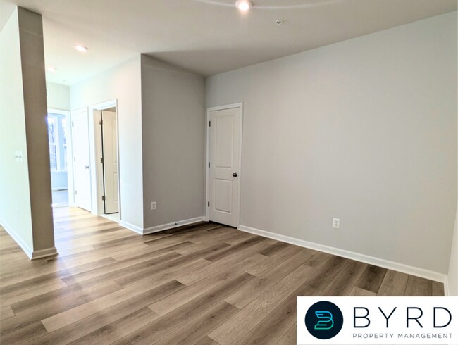 Foto del edificio - 13251 Garland Ln