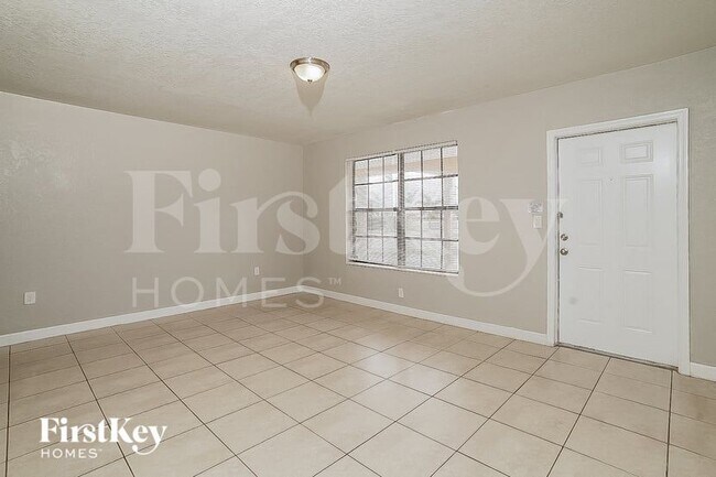 Foto del edificio - 1000 NE 211th Terrace