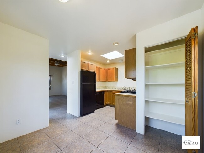 Building Photo - Single Level, Single Family Home Available...