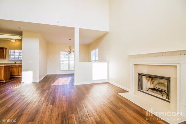 Building Photo - 138 Mary Joe Martin Dr