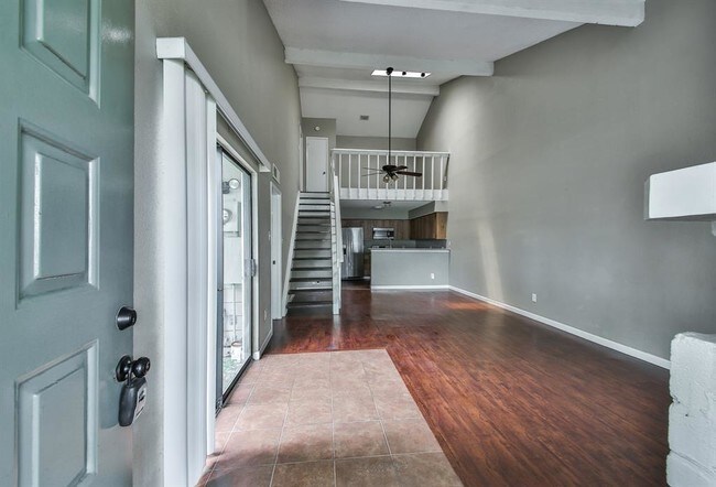 Building Photo - 11889 Bob White Dr